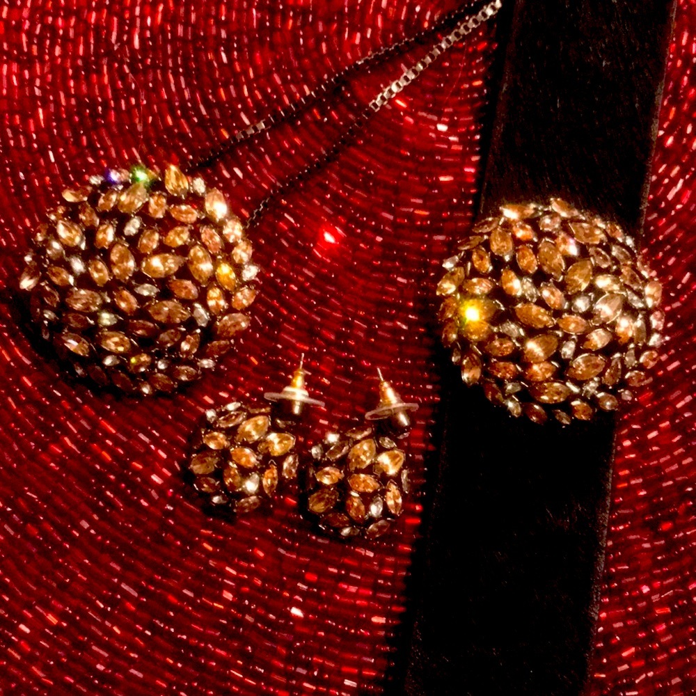 HENRI BENDEL set of necklace, bracelet & earrings